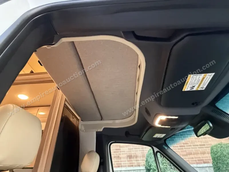 2021 Thor Motor Coach Tiburon 24TT photo 56