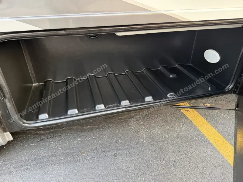 2021 Thor Motor Coach Tiburon 24TT photo 21