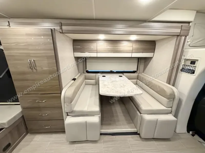 2021 Thor Motor Coach Tiburon 24TT photo 96