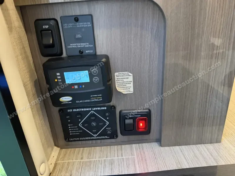 2021 Thor Motor Coach Tiburon 24TT photo 102