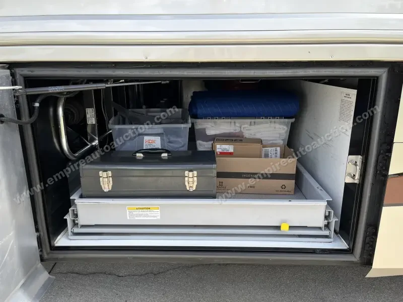 2012 American Eagle 45T Motorcoach photo 22