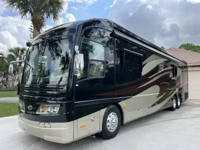 2012 American Eagle 45T Motorcoach