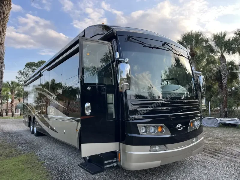 2012 American Eagle 45T Motorcoach photo 11