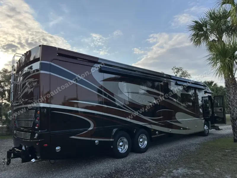 2012 American Eagle 45T Motorcoach photo 10