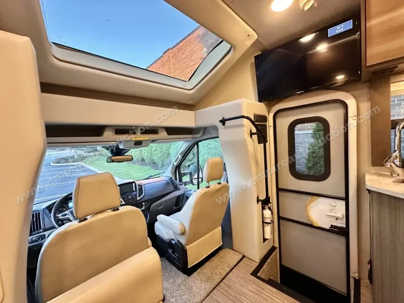 2018 Thor Motor Coach Compass 23TB photo 83