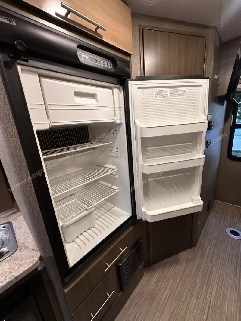2018 Thor Motor Coach Compass 23TB photo 99