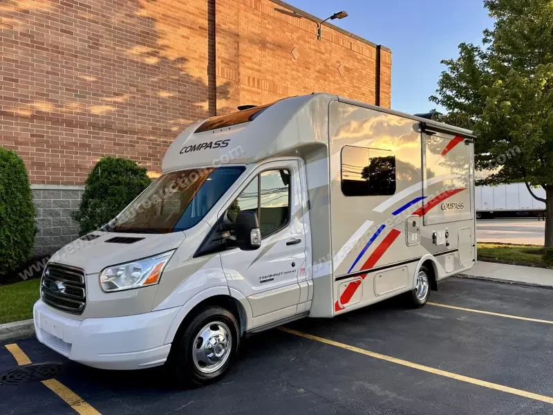 2018 Thor Motor Coach Compass 23TB photo 5