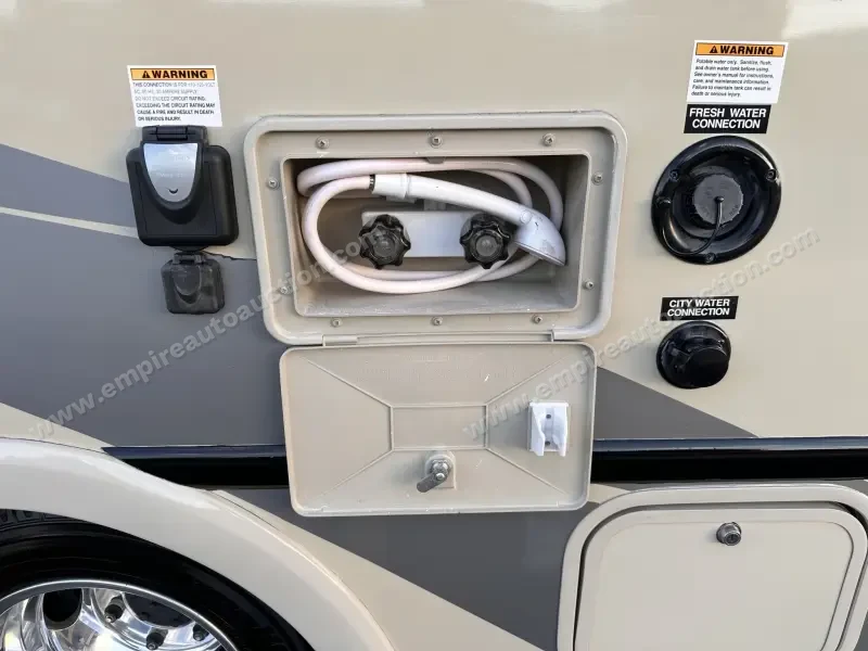 2018 Thor Motor Coach Compass 23TB photo 28