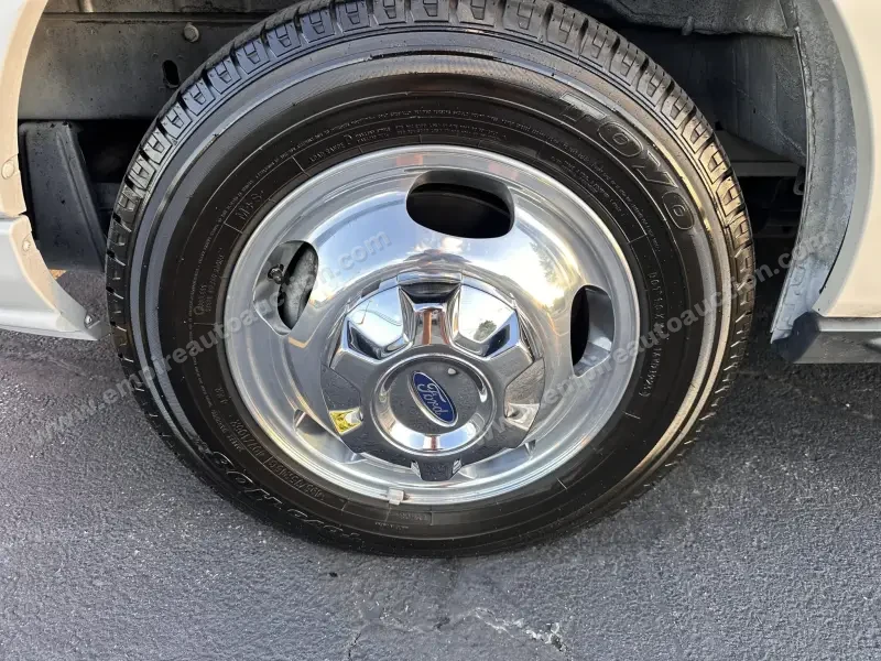 2018 Thor Motor Coach Compass 23TB photo 50
