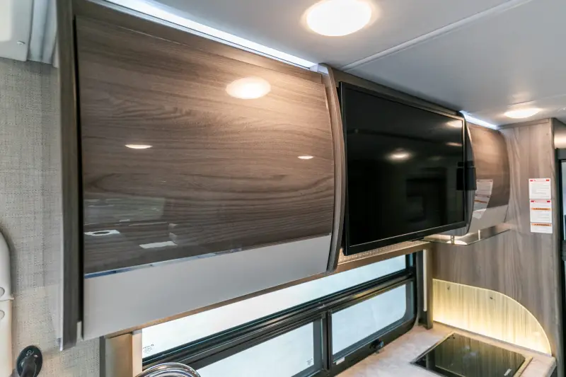 2023 Thor Motor Coach Tiburon 24FB photo 138