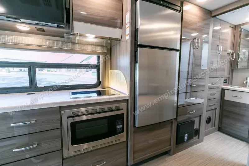 2023 Thor Motor Coach Tiburon 24FB photo 133