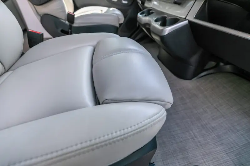 2023 Thor Motor Coach Tiburon 24FB photo 97