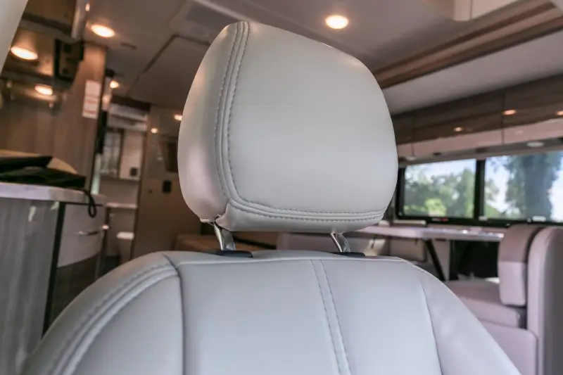 2023 Thor Motor Coach Tiburon 24FB photo 95