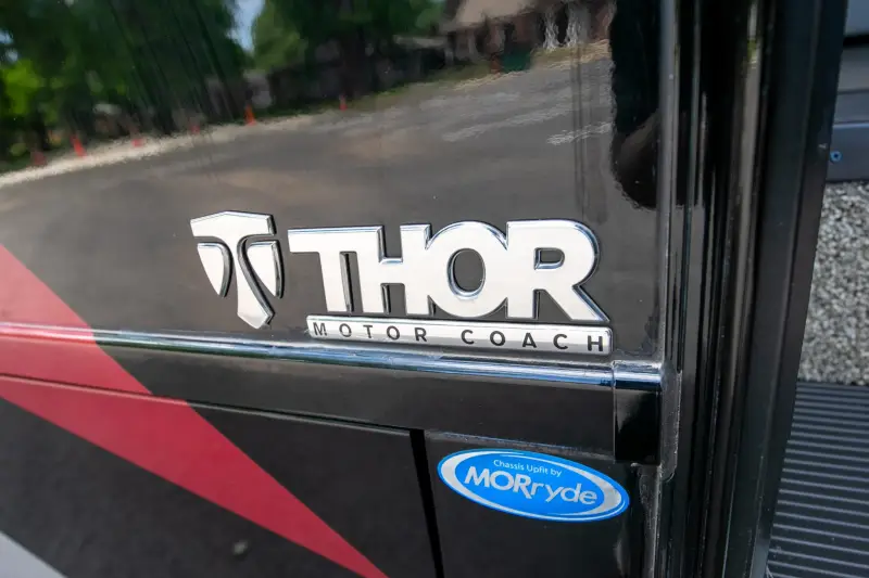 2023 Thor Motor Coach Tiburon 24FB photo 80
