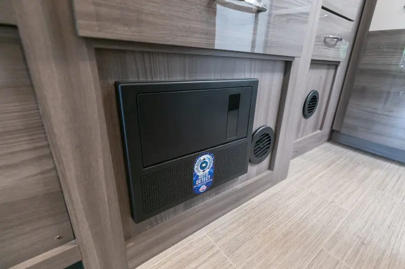 2023 Thor Motor Coach Tiburon 24FB photo 135