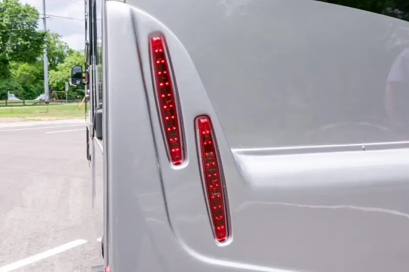 2023 Thor Motor Coach Tiburon 24FB photo 22