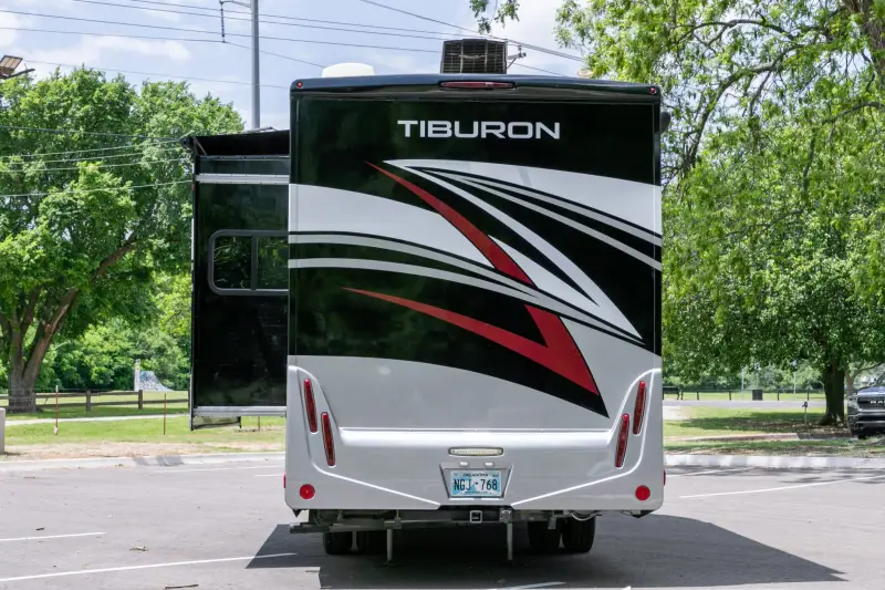 2023 Thor Motor Coach Tiburon 24FB photo 14