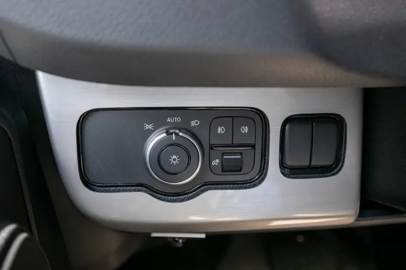 2023 Thor Motor Coach Tiburon 24FB photo 109