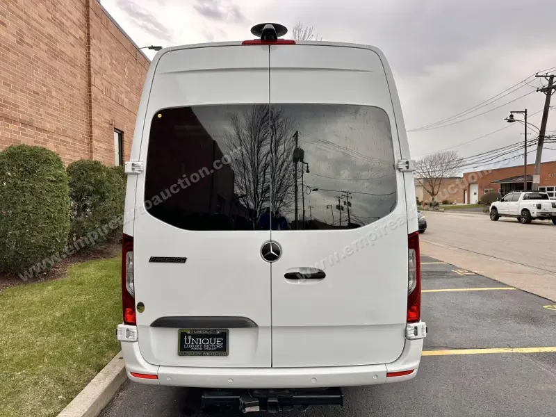 2021 Midwest Automotive Designs Passage RV photo 5