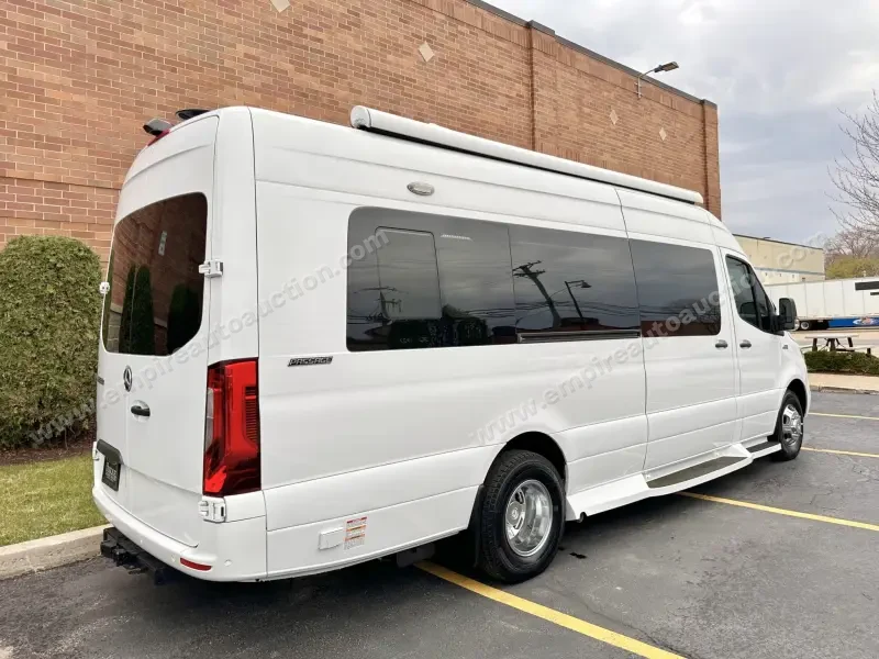 2021 Midwest Automotive Designs Passage RV photo 6