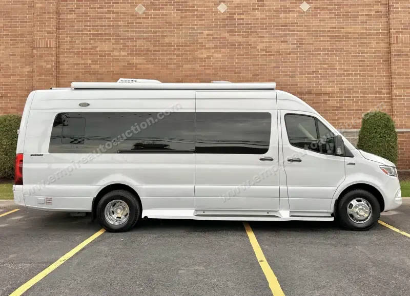 2021 Midwest Automotive Designs Passage RV photo 8