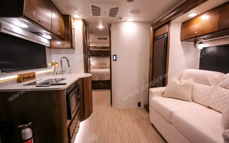2018 Tiffin Wayfarer photo 15