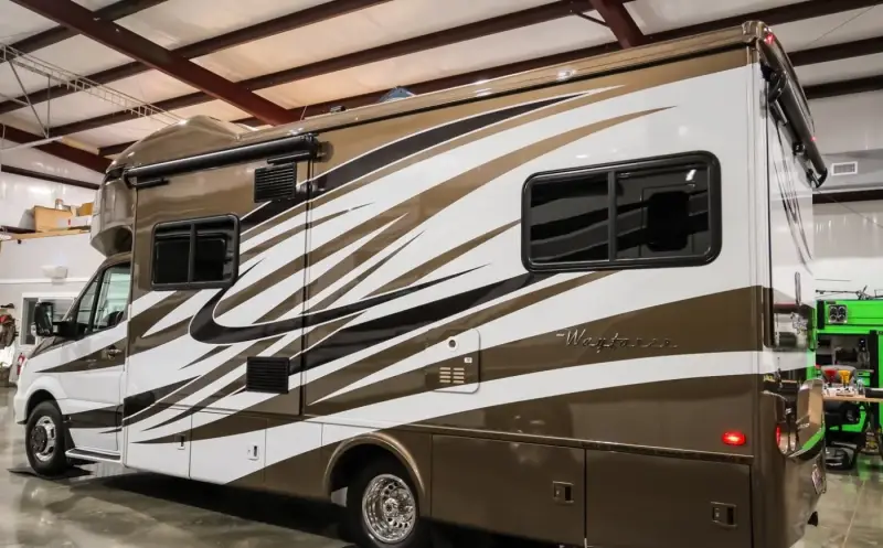 2018 Tiffin Wayfarer photo 5