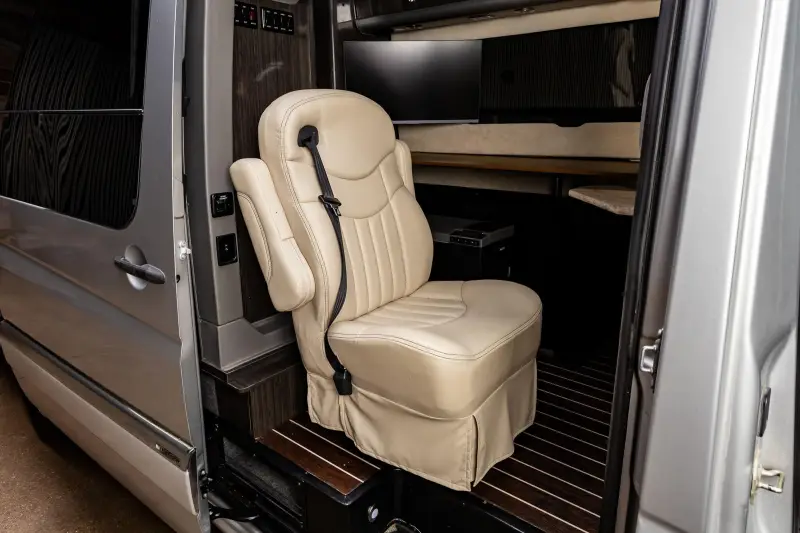 2015 Mercedes-Benz Sprinter 3500 Cargo Airstream Interstate photo 24