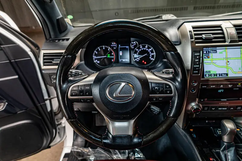 2021 Lexus GX 460 photo 9