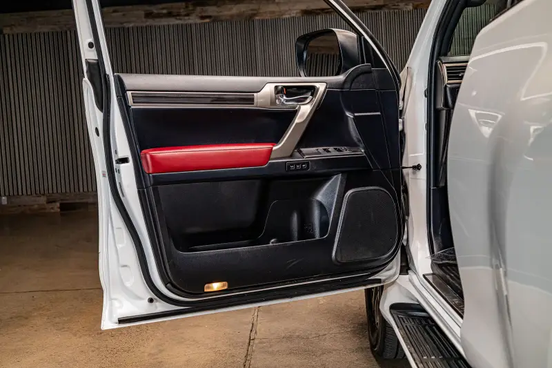 2021 Lexus GX 460 photo 24
