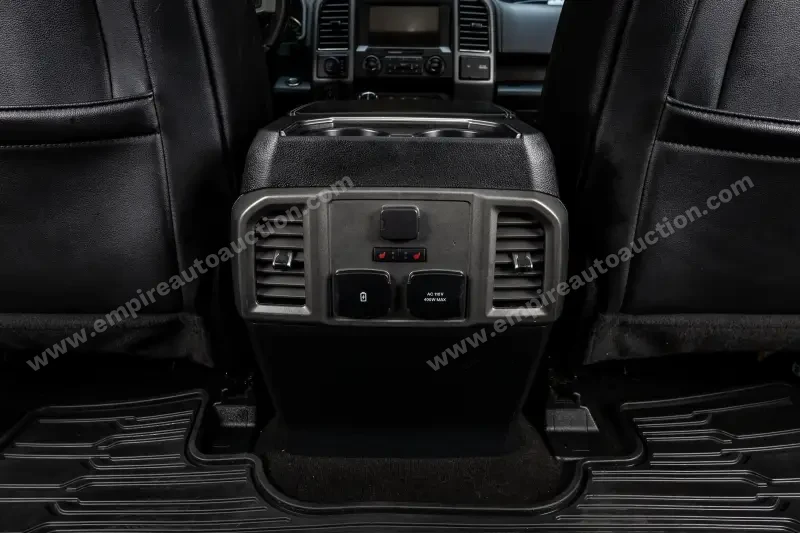 2021 Ford F-150 Raptor photo 28