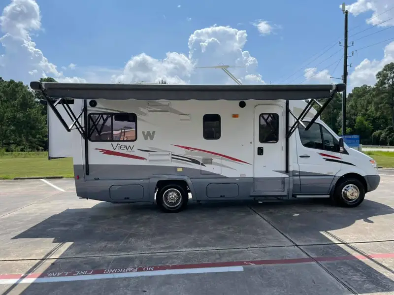 2014 Winnebago View 24g photo 5