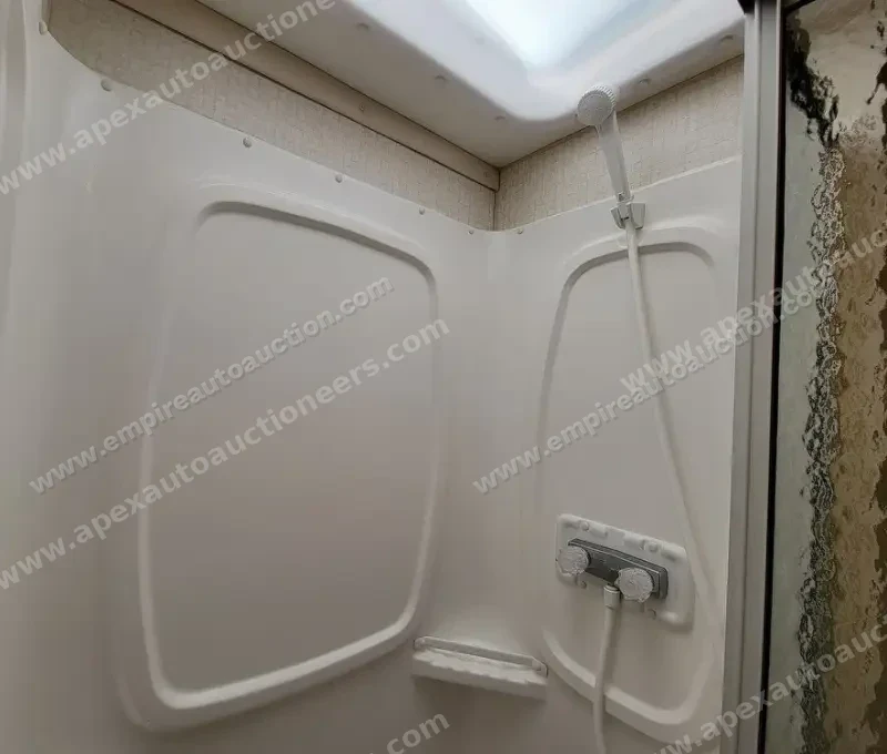 2017 Winnebago Minnie Winnie 22R photo 16