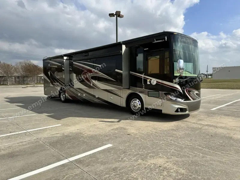2015 Tiffin Phaeton 40QBH photo 44