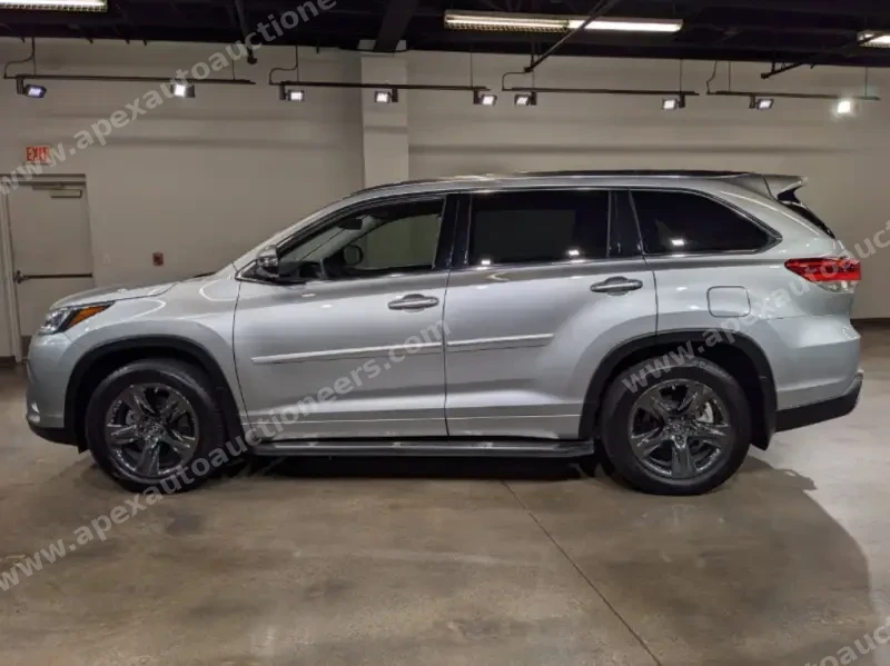 2018 Toyota Highlander Limited photo 31