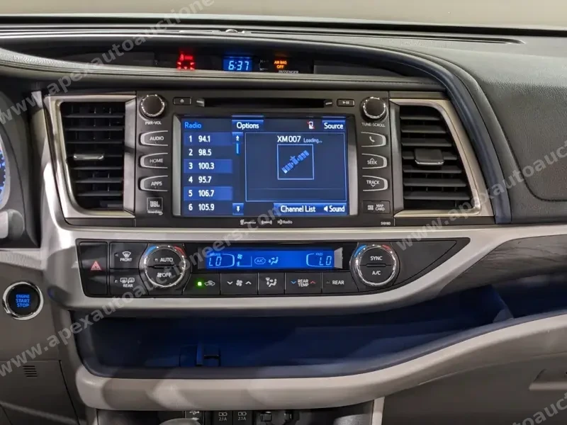 2018 Toyota Highlander Limited photo 22