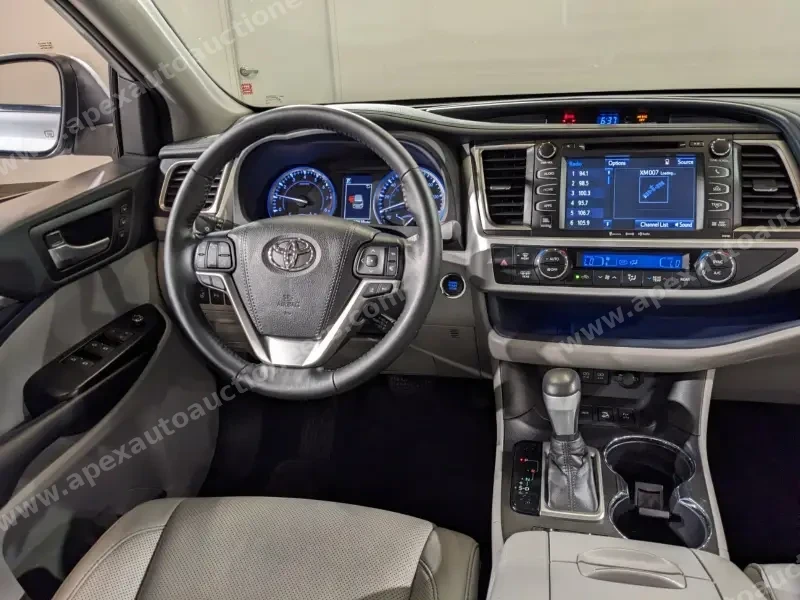 2018 Toyota Highlander Limited photo 28